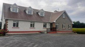 Immaculate 5-Bed House in Ballaghaderreen